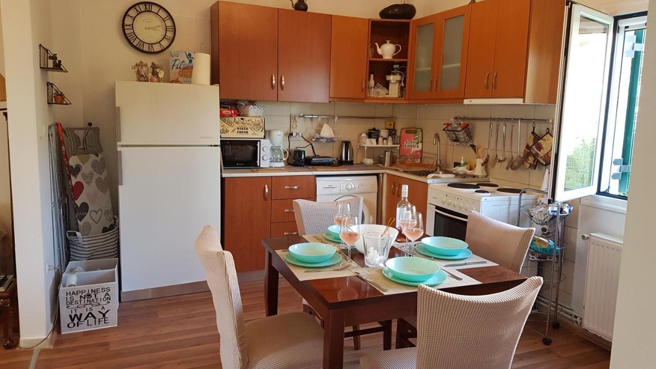 Olga'S Cozy Nest , Apartment In Ano Korakiana. Exterior photo